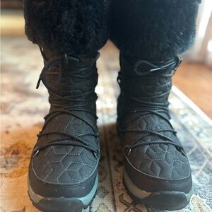 Women’s Bearpaw Snow Winter Boots